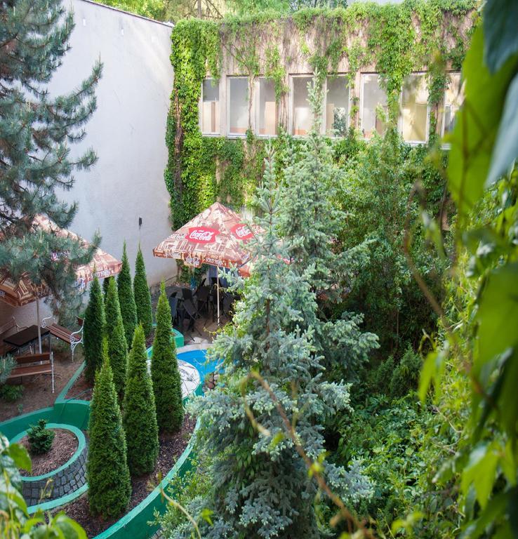 Hotel & Hostel Florian פראג מראה חיצוני תמונה